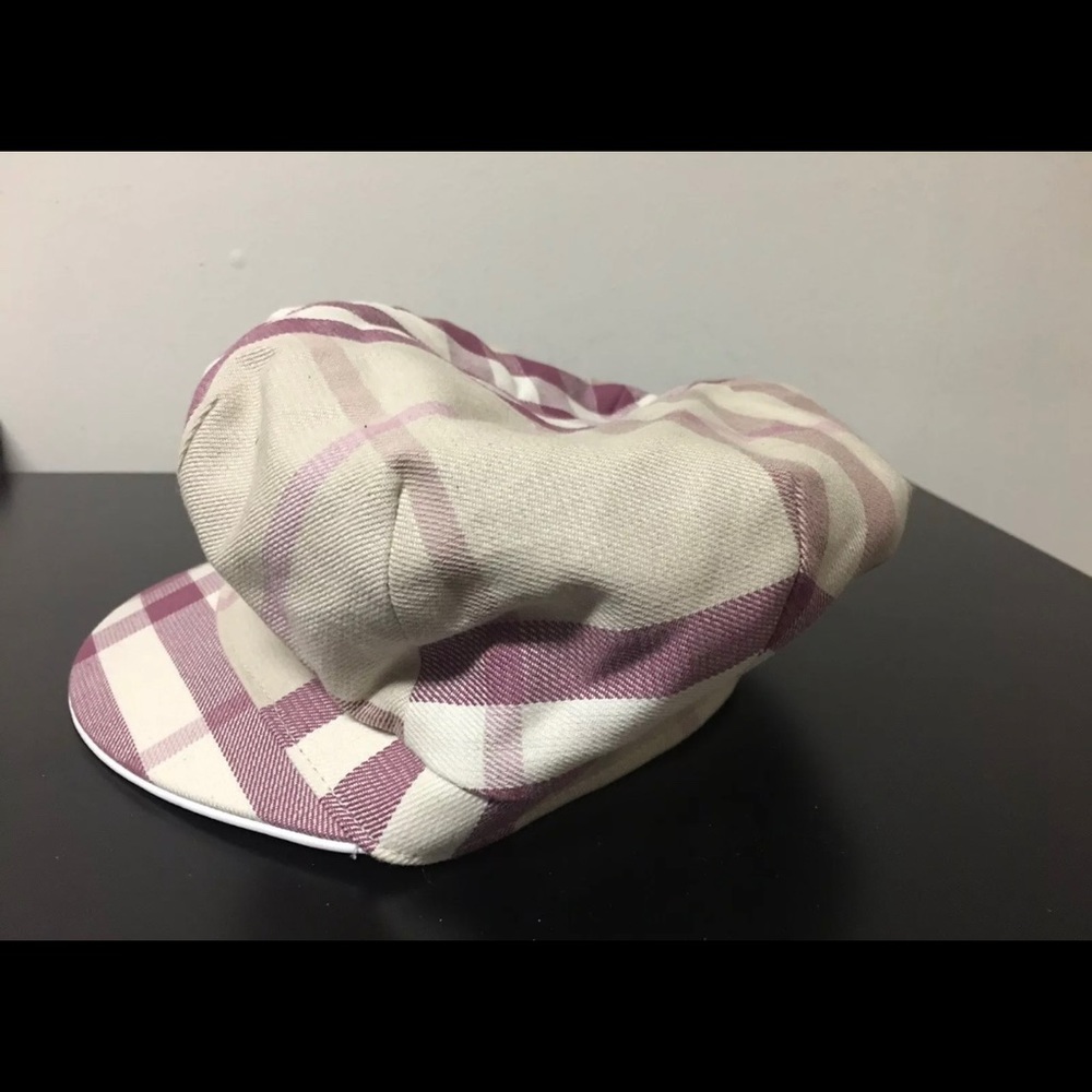 Burberry Paper Boy Cap Size Medium